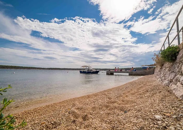 Captain's Apartment Barbat na Rabu